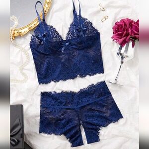 SHEIN Classic Sexy Floral Lace Bow Front Lingerie Set